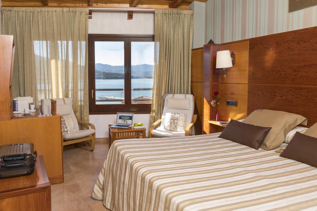 Hotel Spa Porto Cristo El Port De La Selva Екстериор снимка